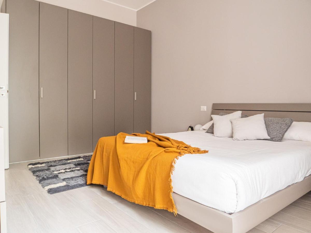 The Best Rent - Apartment With Balcony In Milan Downtown Eksteriør billede
