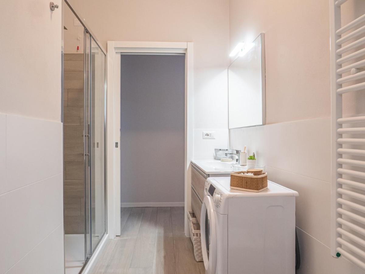 The Best Rent - Apartment With Balcony In Milan Downtown Eksteriør billede