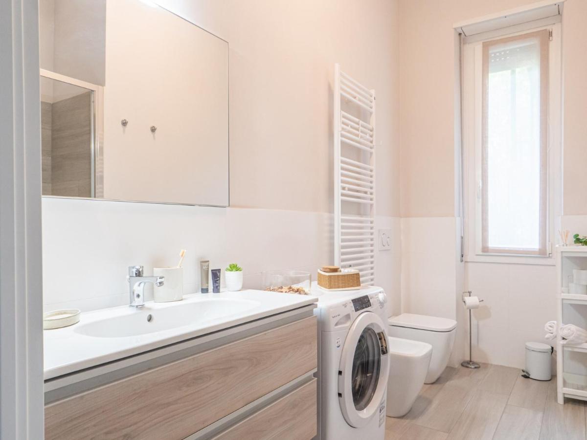 The Best Rent - Apartment With Balcony In Milan Downtown Eksteriør billede